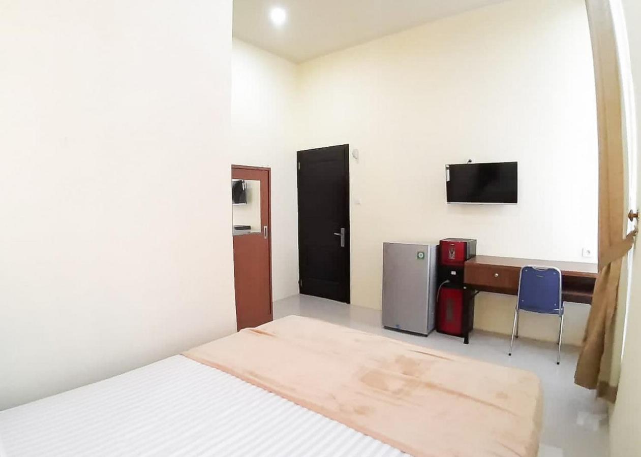 Reddoorz Syariah Near Transmart Jambi 2 Hotell Palmerah Exteriör bild