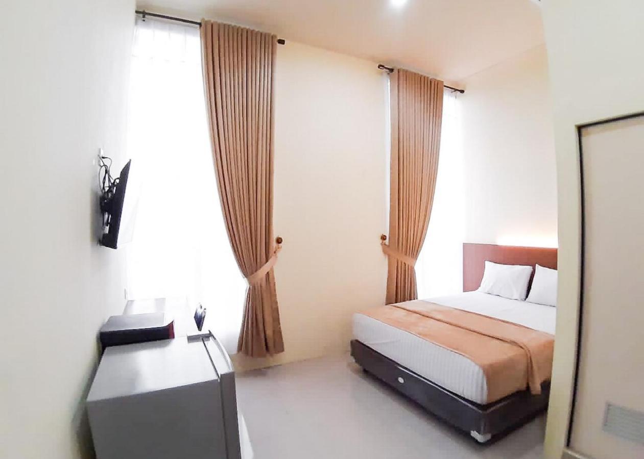 Reddoorz Syariah Near Transmart Jambi 2 Hotell Palmerah Exteriör bild